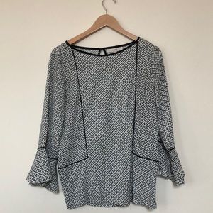 Flared sleeve blouse